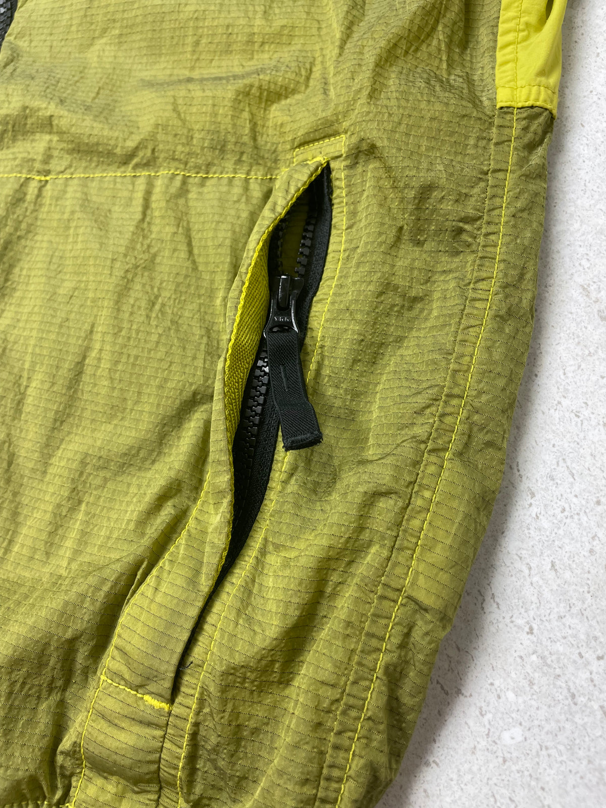 Stone Island Nylon Metal Watro Ripstop Jacket ~ Size Medium