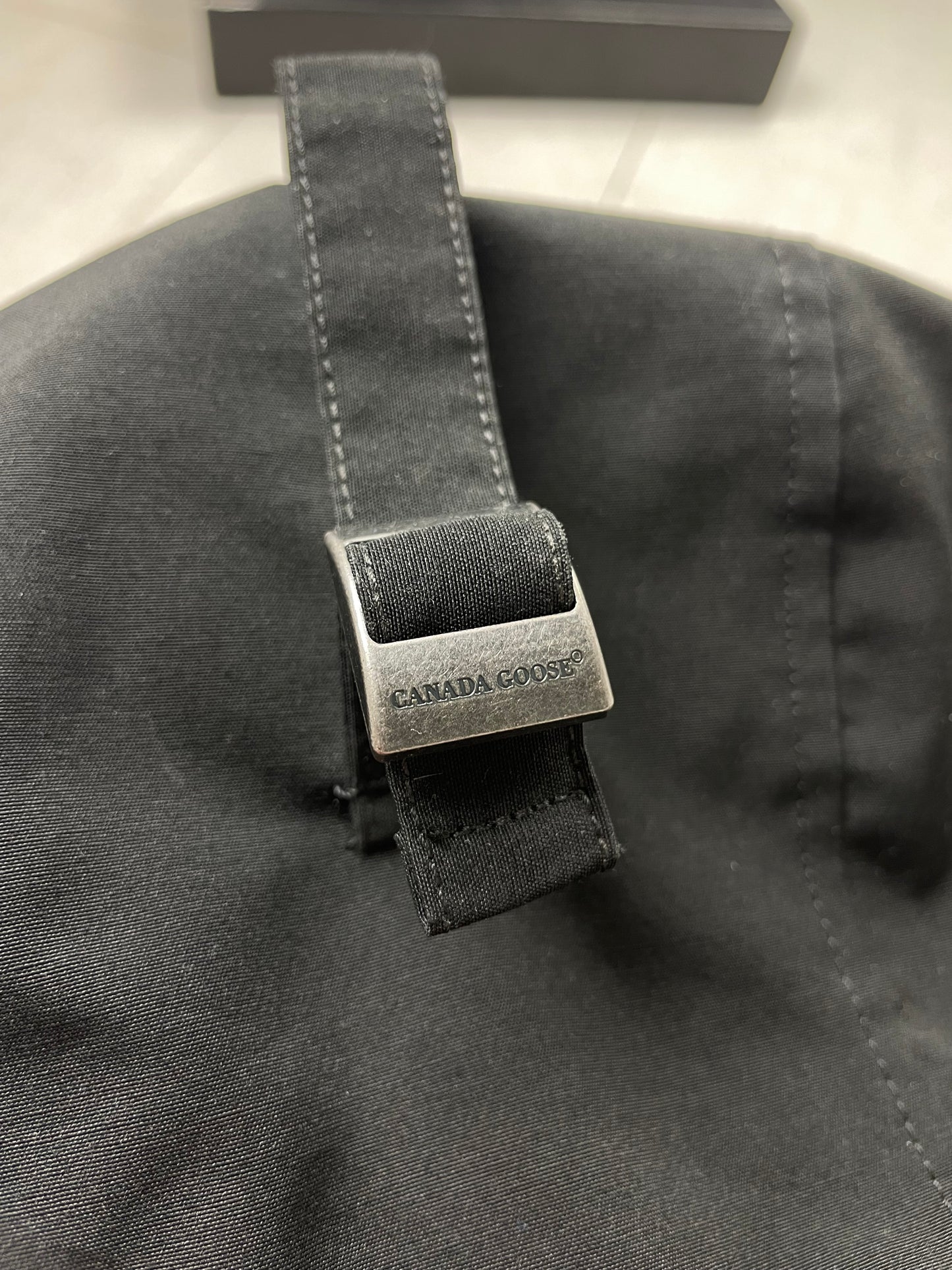 Canada Goose Mens Selkirk Parka | Size Large