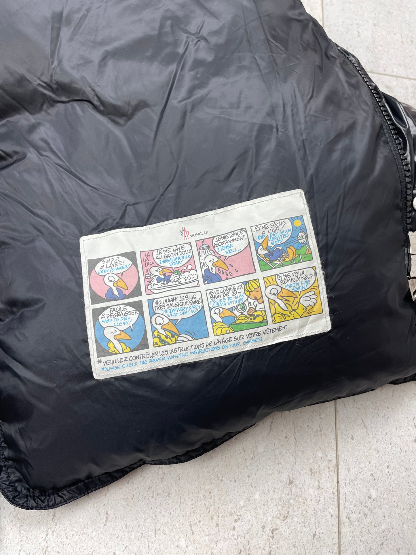 Moncler Aynard Down Jacket ~ Size 4 (large)