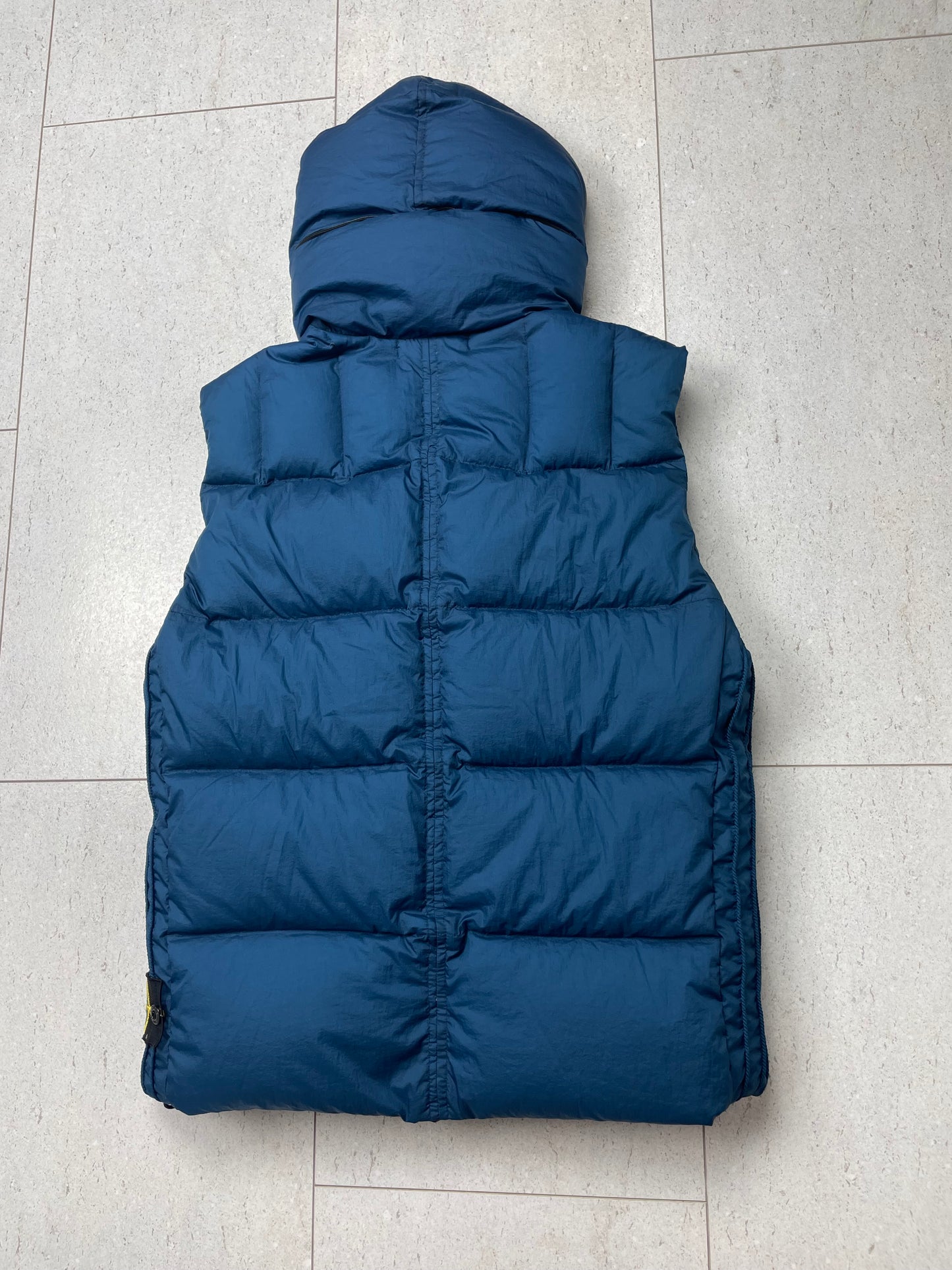 Stone Island Opaque Nylon Tela Down Gilet (RARE) ~ Size Small
