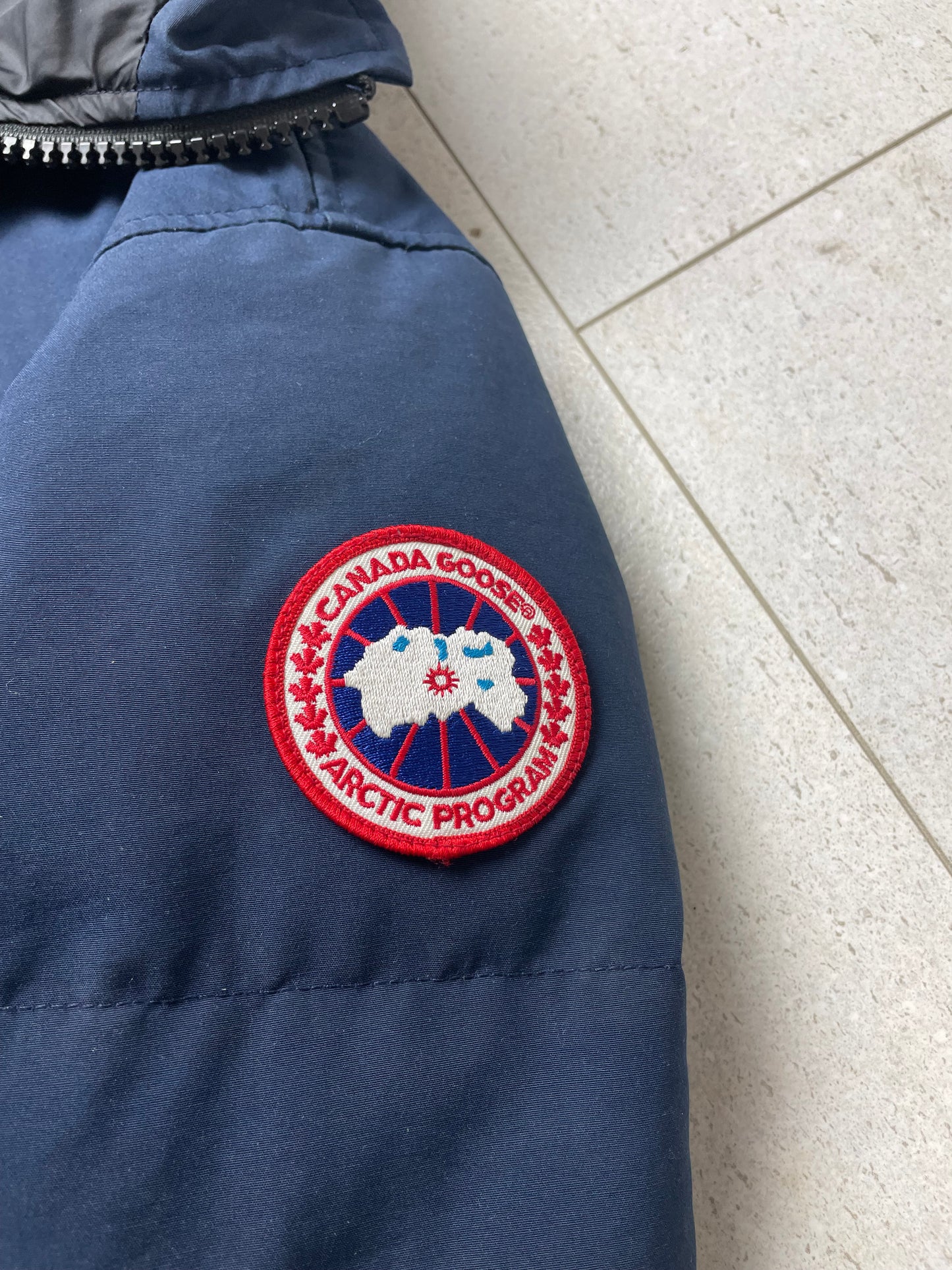 Canada Goose MacMillan Parka | Size Large