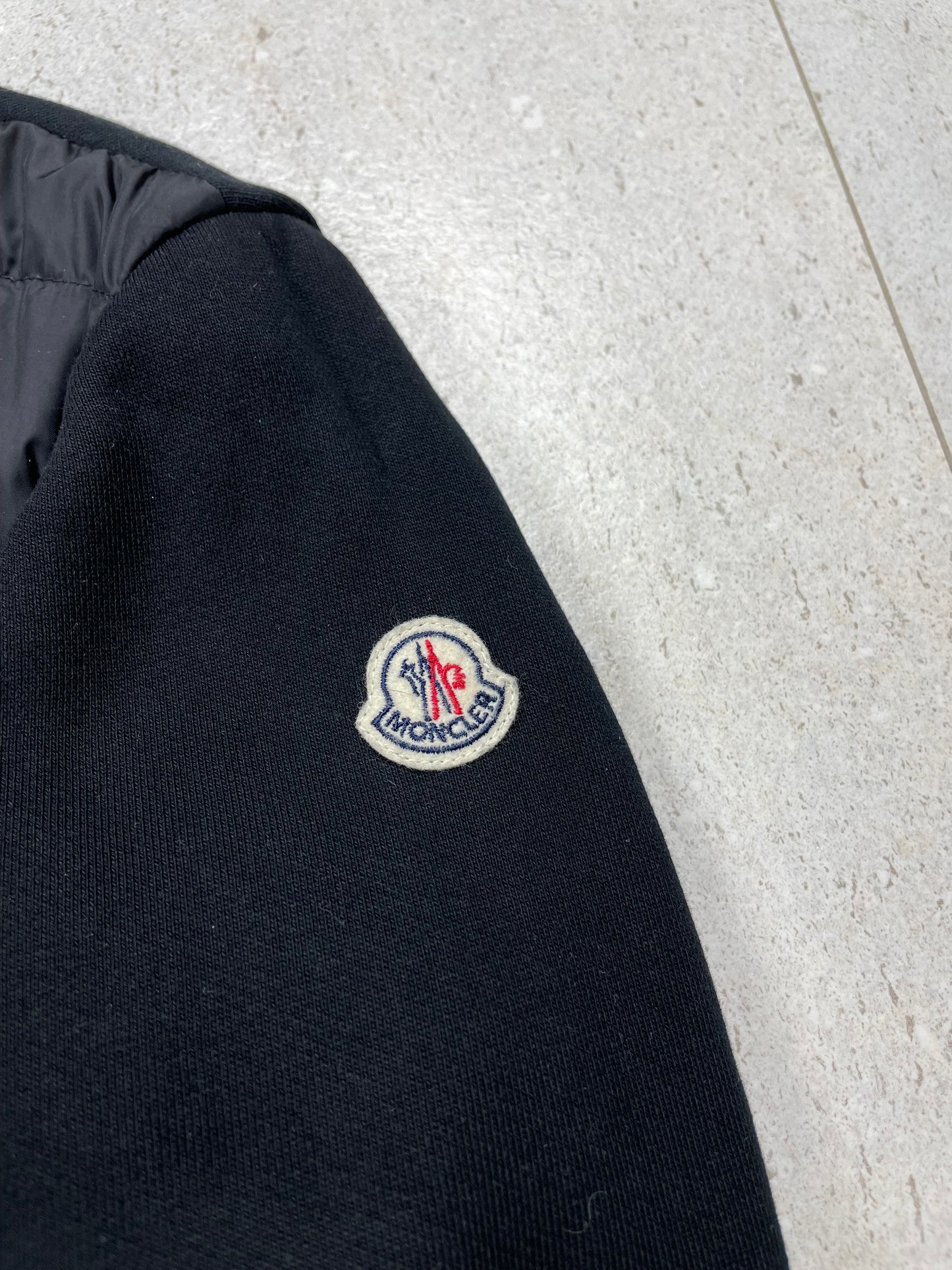 Moncler Magila Fleeced Lined Down Padded Cardigan | Size M