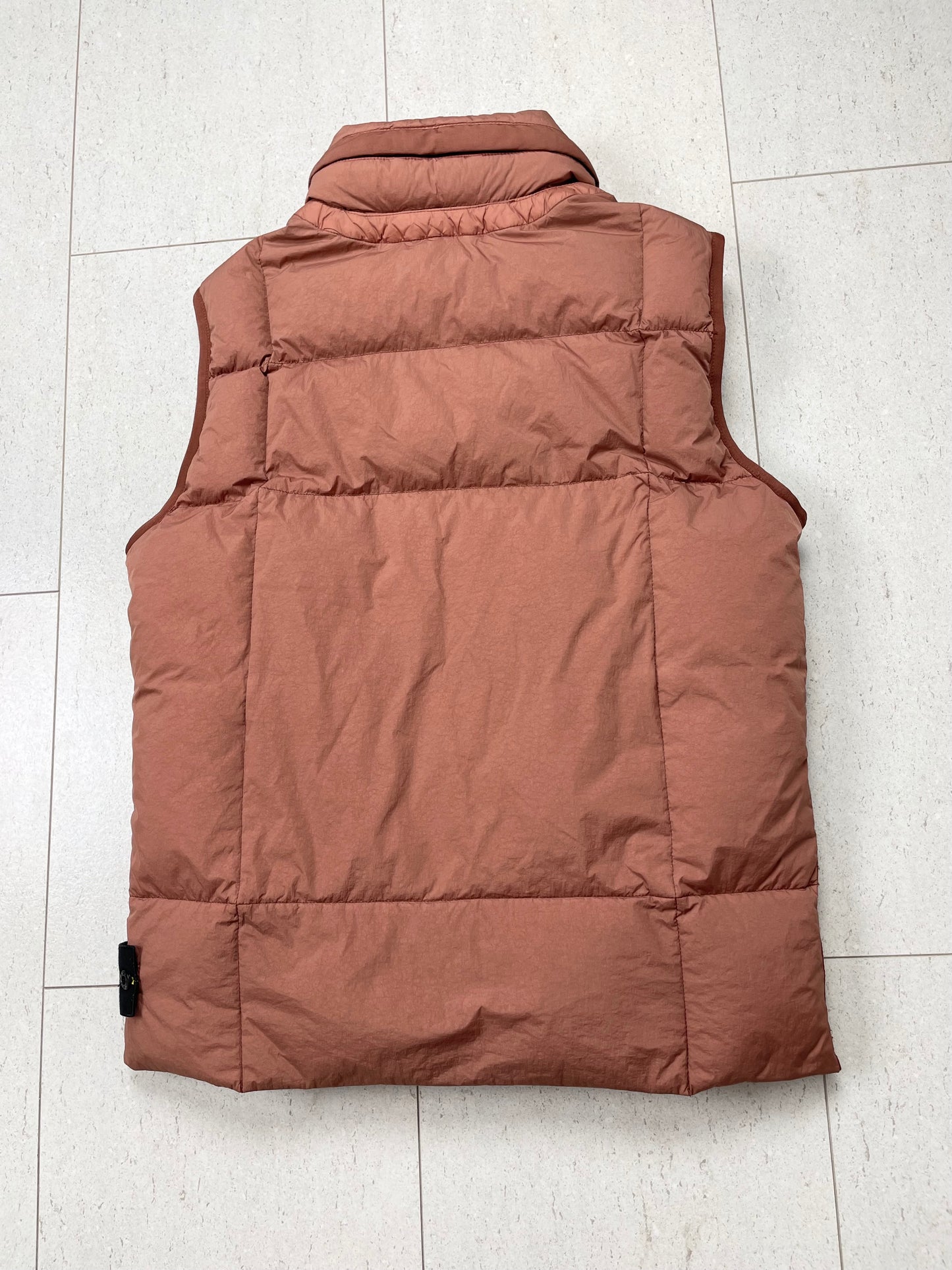 Stone Island Garment Dyed Crinkle Reps NY Down Gilet ~ Size M