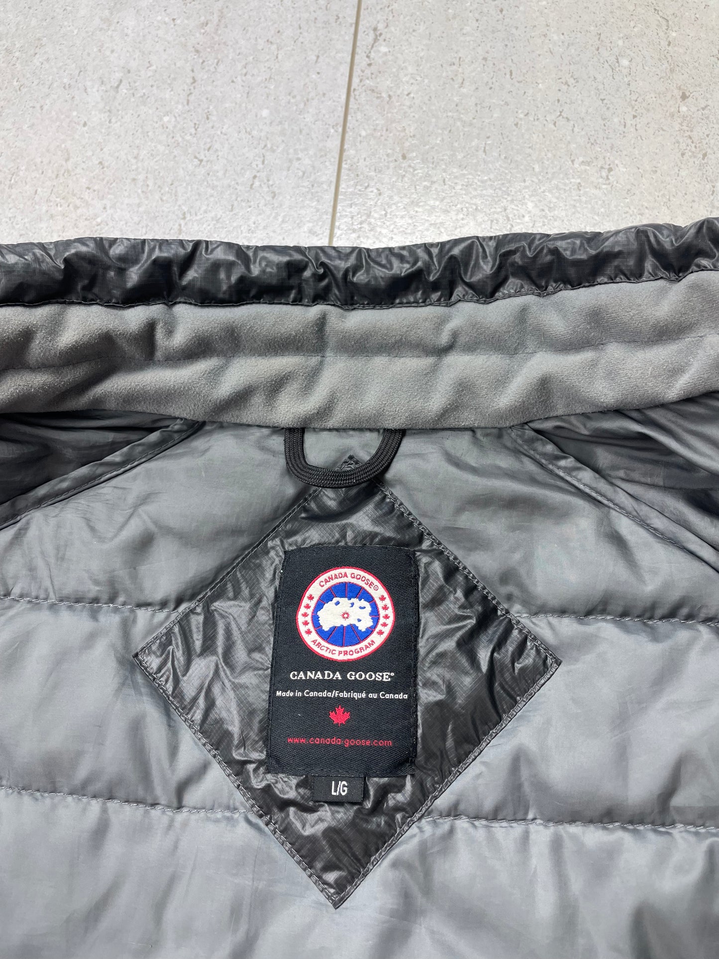 Canada Goose Hybridge Jacket | Size Large