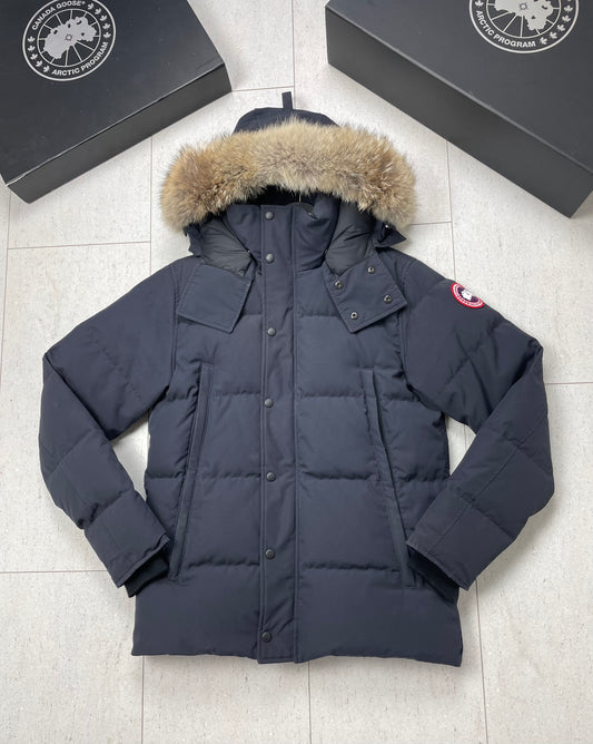 Canada Goose Men's Wyndham Parka - Size Medium