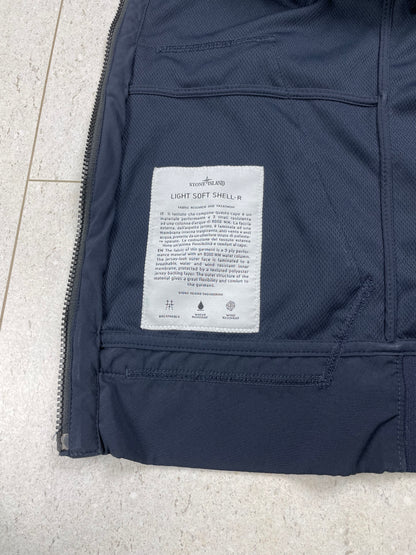 Stone Island Light Soft Shell-R | Size Large