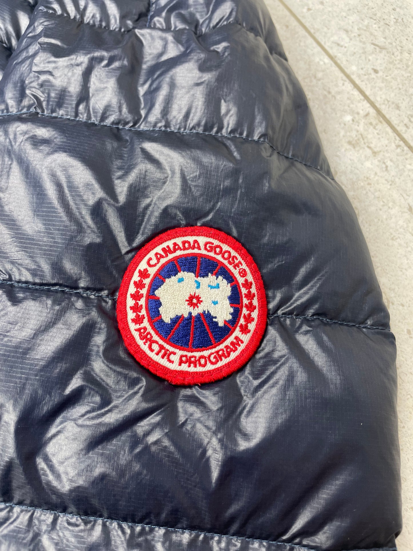 Canada Goose Mens Hybridge Lite Jacket | Size Small