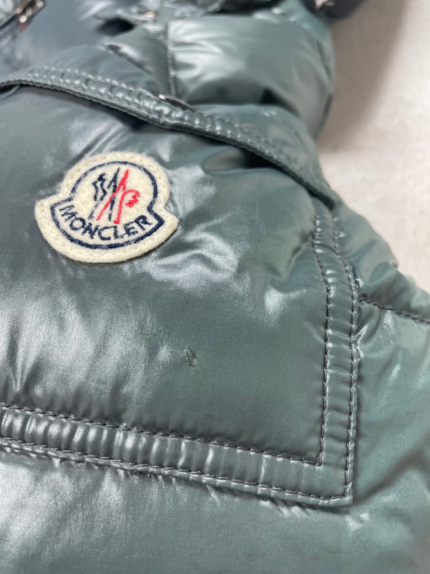 Moncler Maya Dark Grey | Size 1