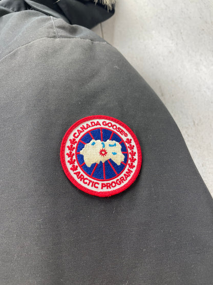 Canada Goose Borden Bomber ~ Size Large
